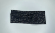 Load image into Gallery viewer, Stretch Black Cheetah Print Headband
